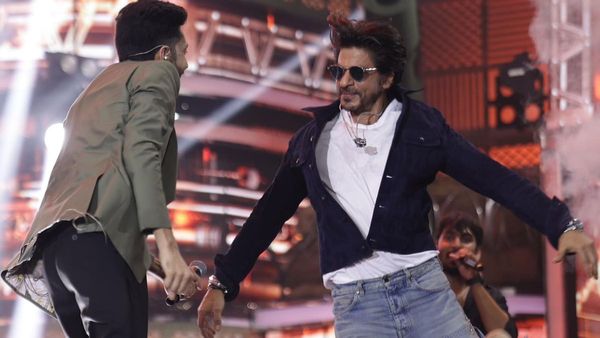 Shah Rukh Khan Calls Rockstar Anirudh As His Son; King Khan's Tamil Speech About Director Atlee Goes Viral