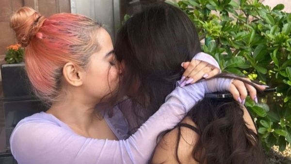 Is Uorfi Javed Bisexual ? Sources Claim The Actress Dating Her Close Friend Kajol