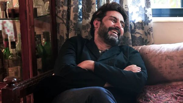 Bollywood Star Abhishek Bachchan’s Happy Hour Is Too Cute To Miss Out On