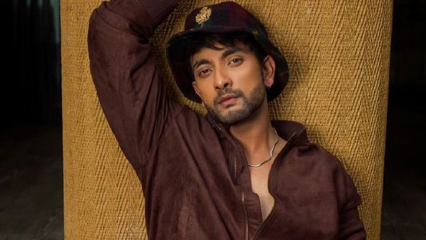 After Abhishek-Jiya, Fahmaan Khan Features On Times Square On His Birthday; Says ‘It Is Dedicated To….’