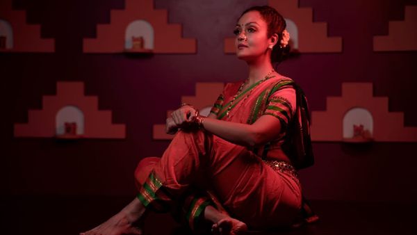 Actress Sheena Chohan Performs A Dance Paying Tribute To Lord Ganesha