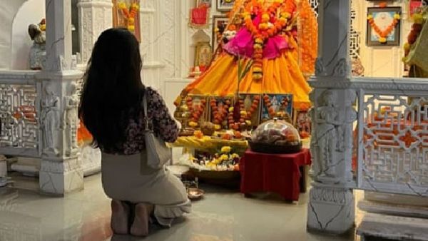 Actress Rachi Sharma's manager Yazad Daruwala Drops Major Hint ? See Story