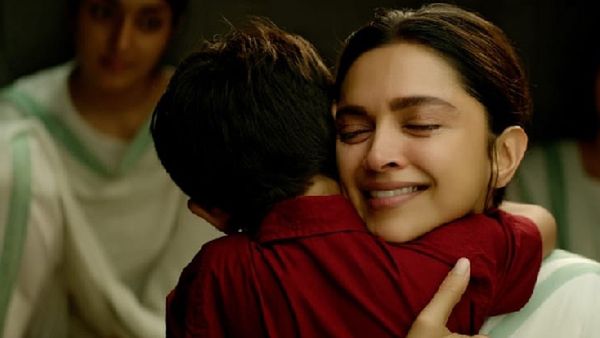 Aararaari Raaro: Jawan Song strikes a chord with fans, highlighting the unbreakable mother-son bond!