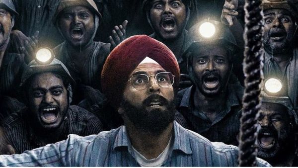 Mission Raniganj Review: Akshay Kumar Is Back With A Bang In This Film Which Is Filled With Goosebumps Moments