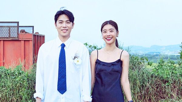K-Drama Stars Sojin & Dong-Ha Lee Set To Tie The Knot In November; Check Out Loved-Up Pics