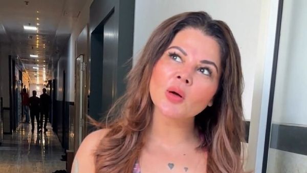 Israel Jao Pehle To, Wahan Se Zinda….: Rakhi Sawant Gets BRUTALLY Trolled As She Dresses As Indian Soldier