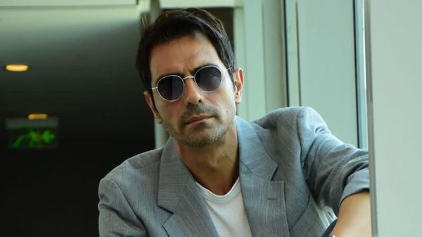 Arjun Rampal Wraps Up Shoot For Upcoming Movie Crakk As He Thanks Cast & Crew