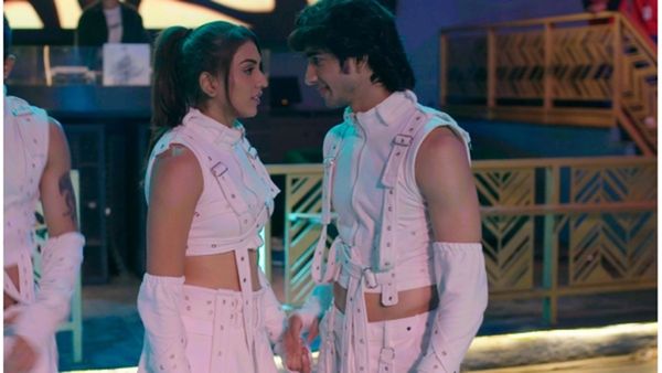 Campus Beats Lead Pair Shantanu Maheshwari-Shruti Sinha Unfollow Each Other On Instagram; Spark Speculations