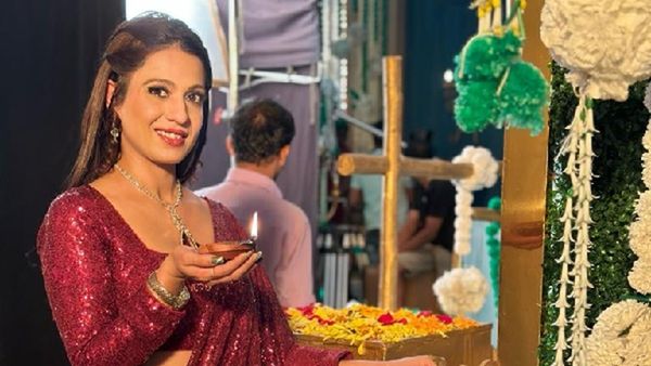Dhanteras 2023 : Kundali Bhagya Actress Akanksha Juneja Says 'As Part Of Family Ritual, Every Year I Buy...'