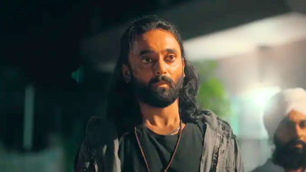 Chamak Review: An Engaging, Thrilling Narrative Imbued With Great Music, Crazy Characters & Performances