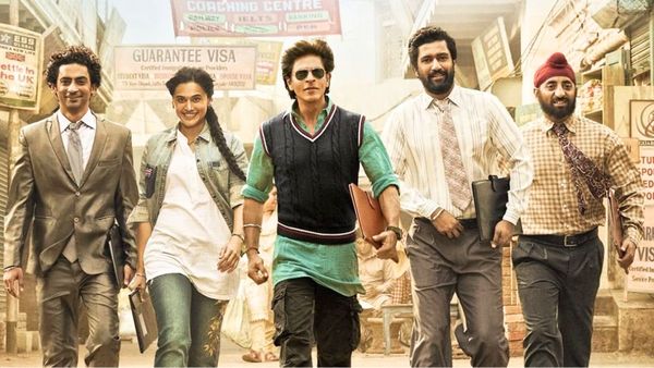 Dunki FIRST Review: Shah Rukh Khan-Rajkumar Hirani Deliver Masterpiece: Termed ‘Historical In Indian Cinema'