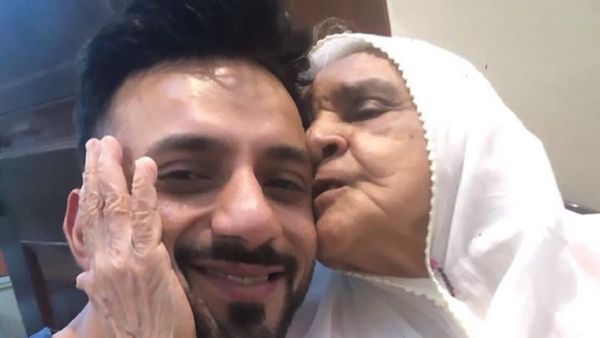 A Month After Wedding, Ali Merchant Gets Emotional As His Dadi Passes Away