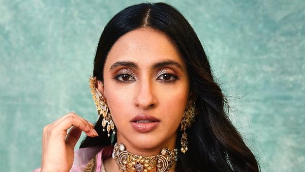 Akansha Ranjan Kapoor Opens Up About Emotional Experience Playing Neena Gupta's Daughter in 'Dastoor