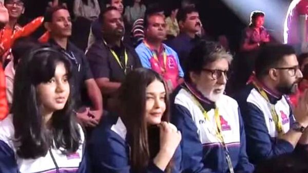 Abhishek Bachchan, Aishwarya Rai Come Together To Cheer Former's Kabaddi Team; Netizens Say: Jhagda Khatam