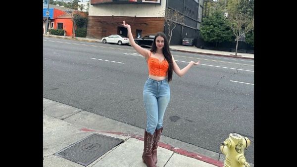 Renowned French Social Media Star And Model, Fiona Allison, Captivates Global Audiences With Saree Fashion