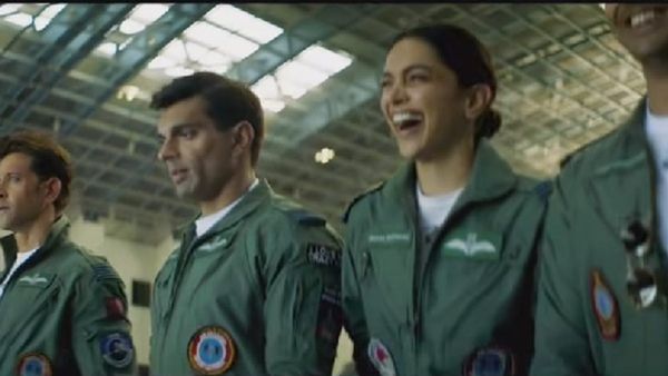 Unveiling the Musical Brilliance of Fighter: Karan Singh Grover Shines in 'Heer Aasmani' - Song Out!