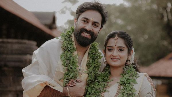 Govind Padmasoorya And Gopika Anil Tie The Knot In A Wedding Ceremony At Vadakkunnathan Temple