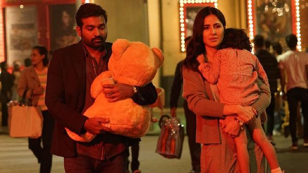 Merry Christmas Early Review: Katrina & Vijay Give Outstanding Performance In Gripping Film; But The Climax….