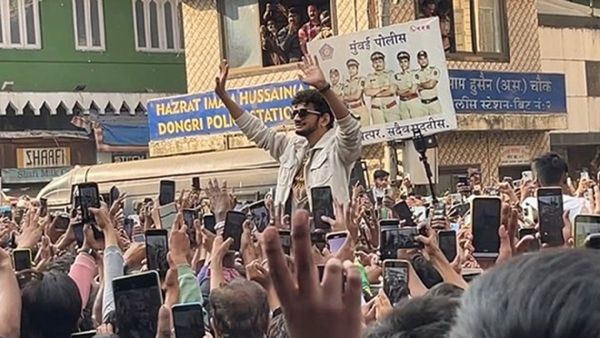 Mumbai Police Files FIR Against Bigg Boss 17 Winner Munawar Faruqui's Fan For Using Drone During Victory Bash