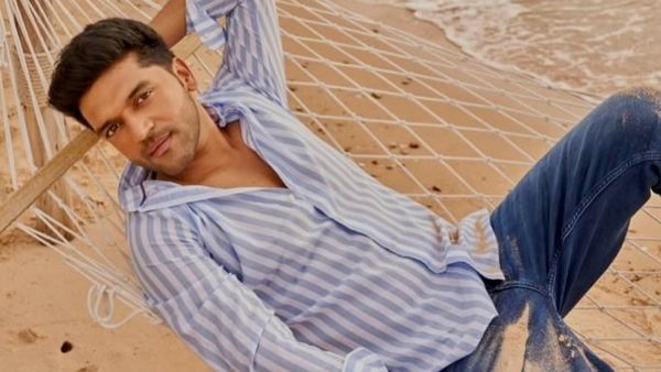 Exclusive! Guru Randhawa On Loud Punjabi Characters In Hindi Movies, 