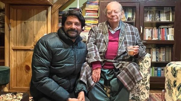 Jaideep Ahlawat Meets With Ruskin Bond, Author Wishes Actor's Journey In Films With Good Luck & More