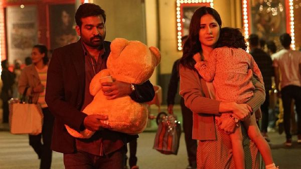 Merry Christmas OTT Release Date & Time: Here’s When Katrina & Vijay Sethupathi’s Mystery Thriller Will Be Out