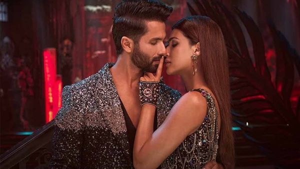 Teri Baaton Mein Aisa Uljha Jiya Advance Booking Day 1: Film Gets Slow Response; To Cross 55L Today