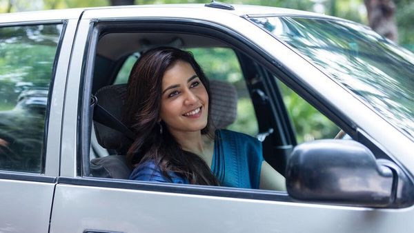 With Yodha Failing To Make A Mark; Raashii Khanna Fails To Have A Successful Bollywood Comeback