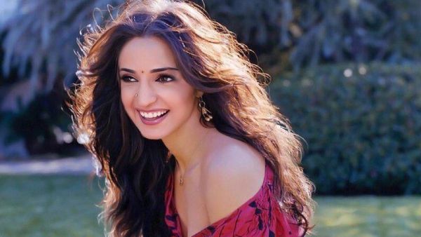 7 Yrs After Nach Baliye, Sanaya Irani To Make Her TV Comeback With THIS Reality Show? DEETS