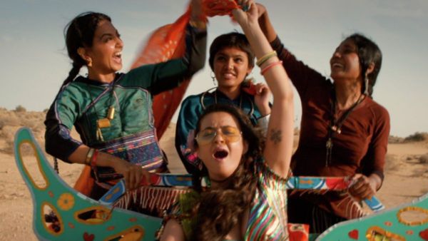 Loved Kareena, Tabu & Kriti’s Crew? Check 5 Films Highlighting Female Friendship Which Will Win Hearts Again