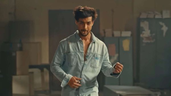 Ruslaan Box Office Collection Day 3: Aayush Sharma's Film Sees Slight Jump; Collects 2+ Cr In Opening Weekend