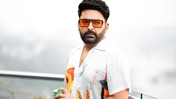 Kapil Sharma Reaches Vaishno Devi; Offers Prayers To The Shrine By Singing ‘Tune Mujhe Bulaya’, Watch
