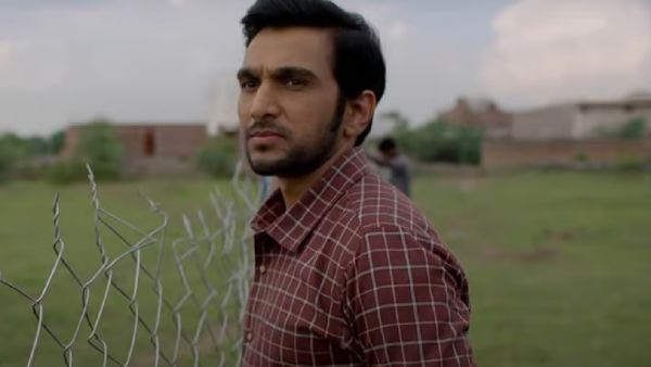 Dedh Bigha Zameen Leaked Online In HD Hours After Release