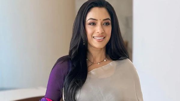 Anupamaa Fame Actress Rupali Ganguly Joins BJP, 