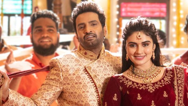 Inga Naan Thaan Kingu Box Office Collection Day 2 Prediction: Santhanam's Film Expected To Soar