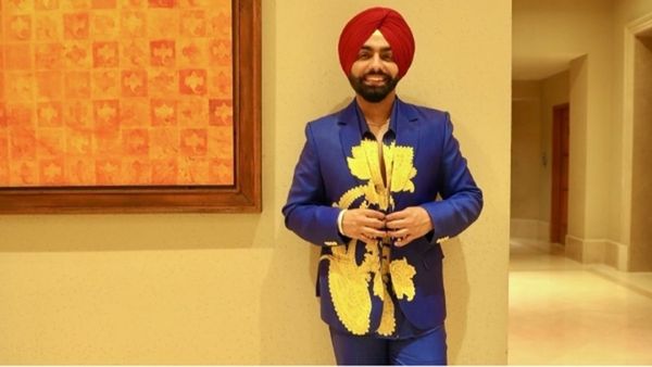 Bad Newz: Ammy Virk Surprises Young Fan With A Special Gift At Promotional Event, DEETS