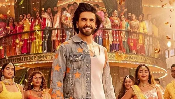 When Ranveer Singh Said 'Love Letters Mil Rahe Hain' For His Green Flag Character Rocky Randhawa