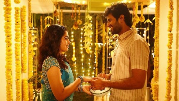 Rashmika Mandanna & Vijay Deverakonda's Unseen Photos From 'Dear Comrade' Take The Internet By A Storm!