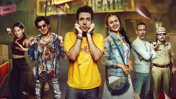 Dus June Kii Raat Release Time: Here’s When Priyanka & Tusshar’s Comedy Thriller Will Be Out