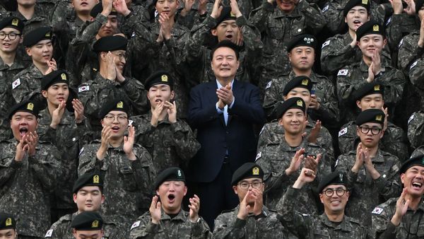 BTS RM Clicked With South Korean President During 15th Army Division Visit; X Users React, 