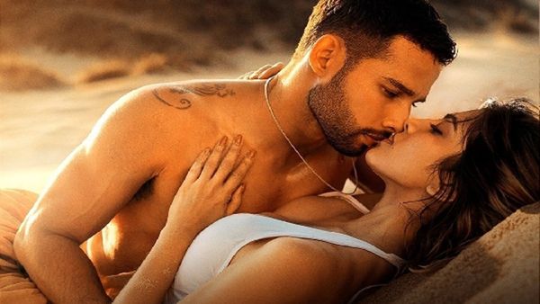 ‘Saathiya,’ The First Song from Yudhra, Starring Siddhant Chaturvedi And Malavika Mohanan, OUT NOW!