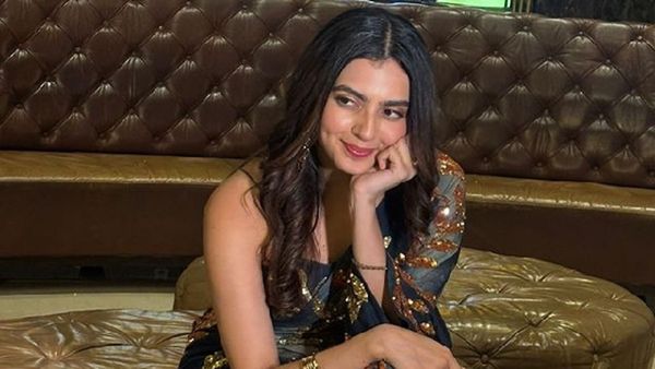 Aayushmati Geeta Matric Pass : Kashika Kapoor Impresses In Her Bollywood Debut. What Critics Said?