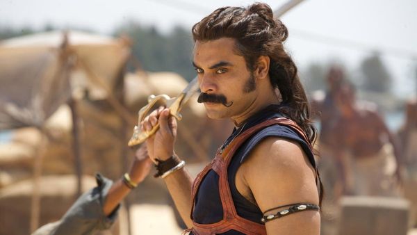 ARM (Ajayante Randam Moshanam) Starring Tovino Thomas Starts Streaming Online: Here’s Where To Watch