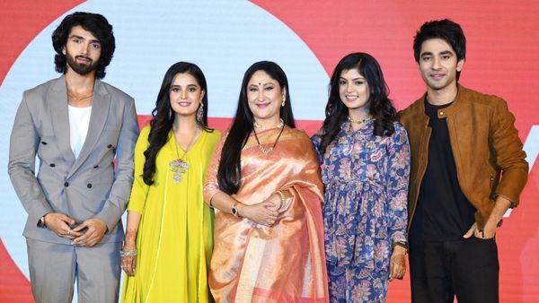 Jaane Anjaane Hum Mile Launch Date: Can A Relationship Born Out of Duty Turn Into Love In Aata Sata Marriage?