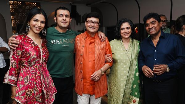 Sachin Pilgaonkar's Navra Maza Navsacha 2 Earns More Than 35% Of Original Film’s Lifetime Collection In 1 Day