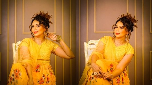 Rozlyn Khan Turns Into Ray Of Sunshine In Yellow Ethic Dress. Seen Her Pics Yet?