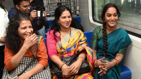 Bas Itna Sa Khwaab: Commuters Excited As Rajashree Thakur Celebrate The Everyday Avanis In Mumbai Local
