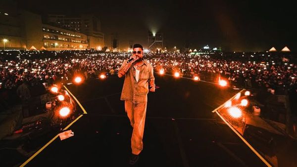 Karan Aujla Mumbai Concert Highlights: Vicky Kaushal's Tauba Tauba To Quick Style; Here's All That Happened