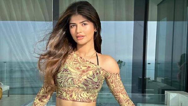 New Year 2025: Anjini Dhawan Finds Her New Fitness Passion; Adds Belly Dancing To Her Routine
