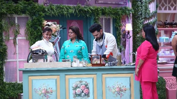 Laughter Chefs: Priyanka Chopra’s And Mannara Chopra’s Mothers Steal The Show On COLORS'